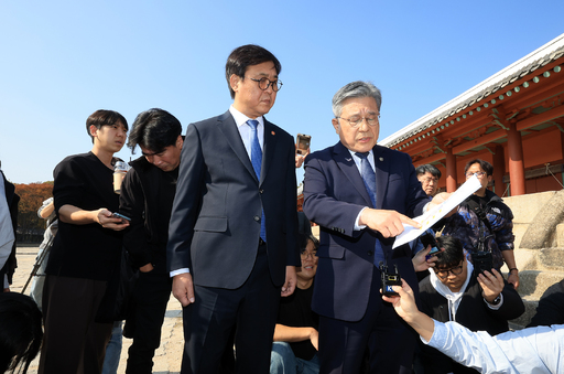 최휘영 문체부 장관, 종묘 앞 초고층 건물 개발 비판… “새 법령 제정 추진할 것”