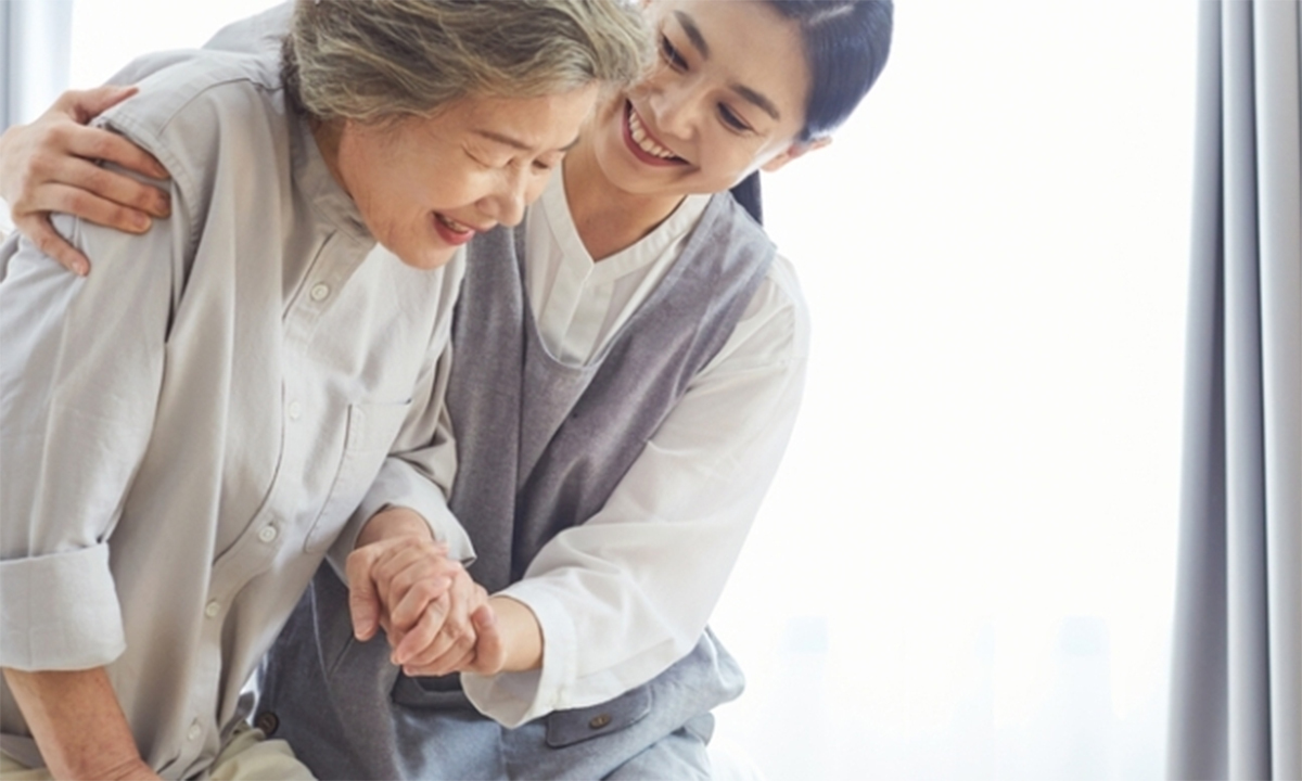 [단독] 외국인 요양보호사 100명 데려온다더니… 고작 7명 지원 [심층기획-외국인 돌봄노동시대]