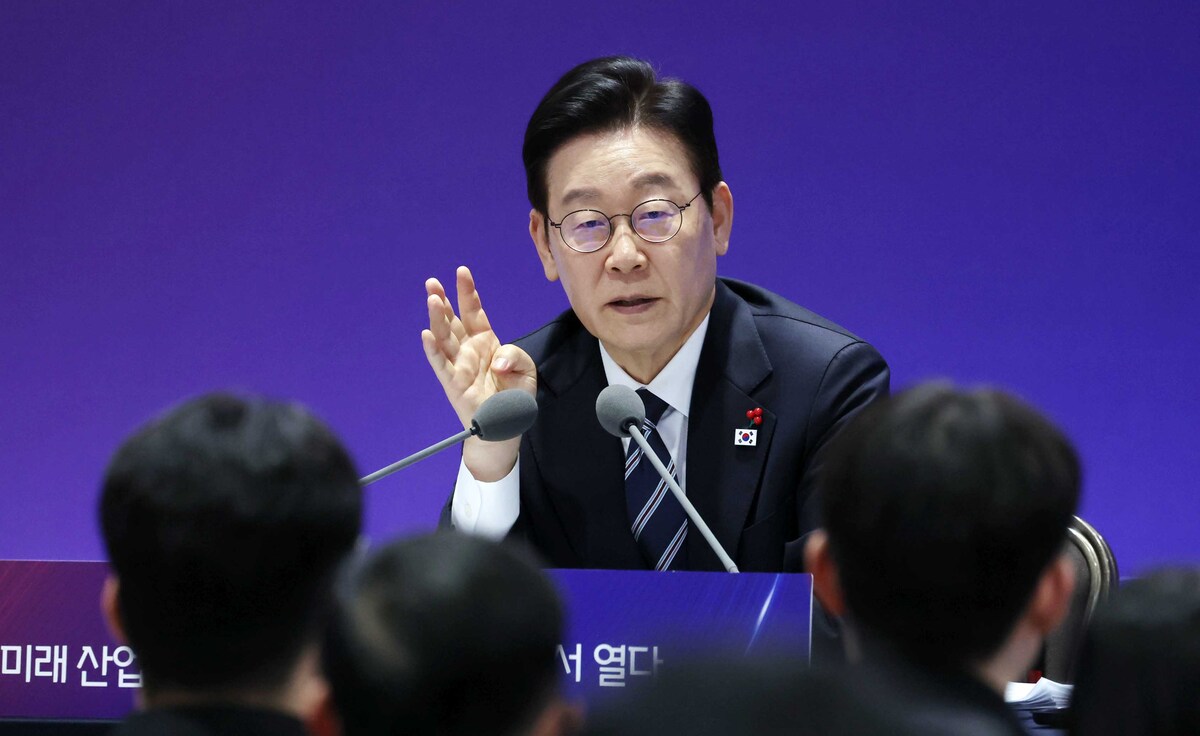 이 대통령, 새해 첫 타운홀 미팅 '미래 산업의 실크로드, 울산에서 열다' [한강로 사진관]