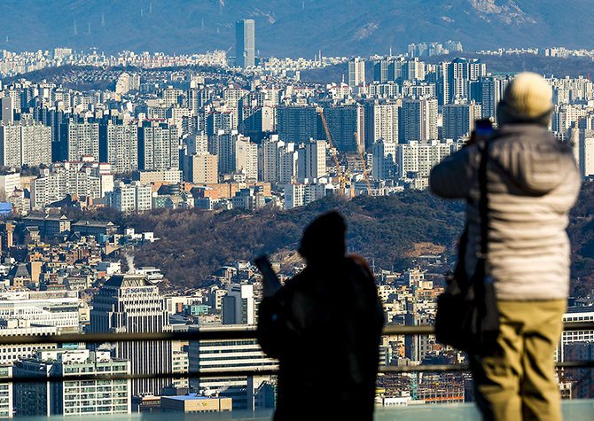 정부, 수도권에 주택 6만호 공급 발표<BR>유휴부지 활용 주민 동의 등 난제