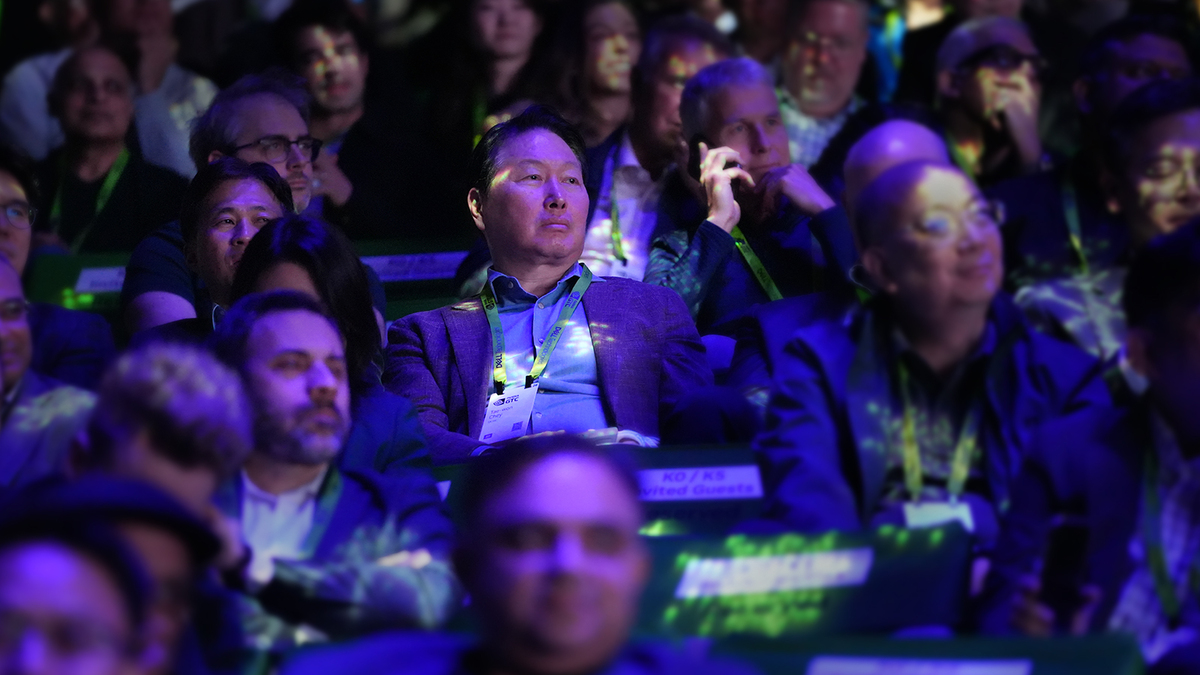 글로벌 큰 그림 그리는 최태원… “세계 메모리 가격 안정 위해 노력할 것” [리더의 나침반]