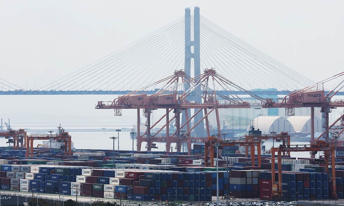 ‘반도체 효과’ 덕에 4월 중순 수출 504억달러로 역대 최대…원유 수입 석 달째 증가