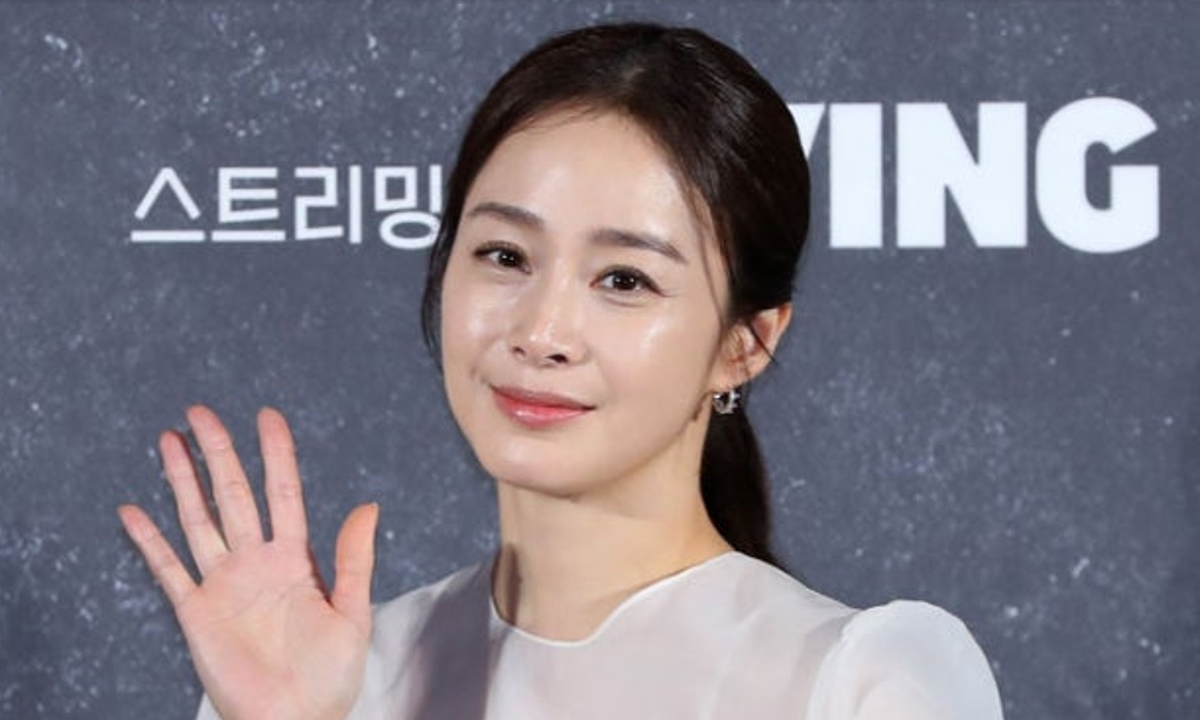 ‘46세 안 믿겨’ 김태희가 아침 샐러드에 꼭 곁들이는 음식의 정체 [라이프+]
