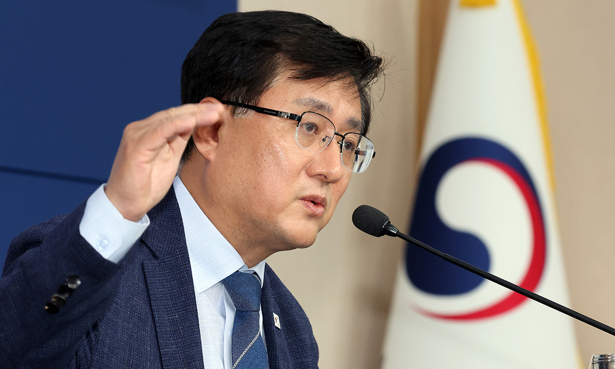 김성환 장관, 산업용 전기요금 인하 뜻 밝혀…“하향 안정화 필요해”