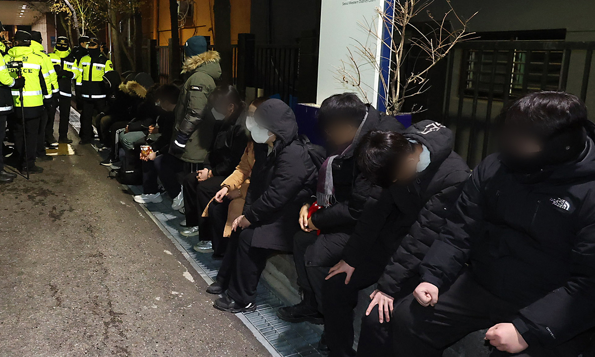 서부지법 사태 현장 경찰 “잊을 수 없는 날, 죽는구나 싶어”…전광훈 “이 사건 李정부 압박 탓”