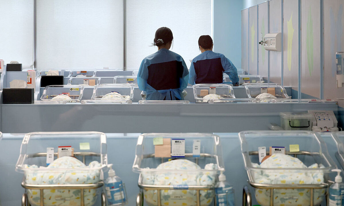 ‘저출생 3종’ 패키지 신설… 셋째 아이에 최대 7500만원 준다 [2027년 예산안]