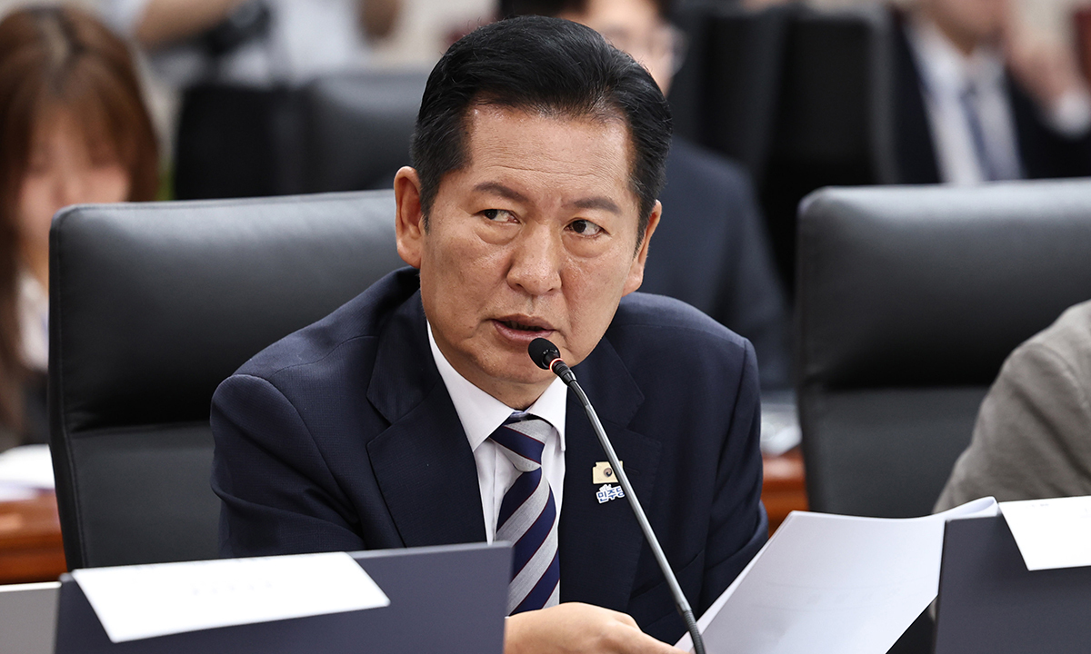 정청래, 미국 비자 발급 보류에 “한미동맹 해치는 발언 자제”